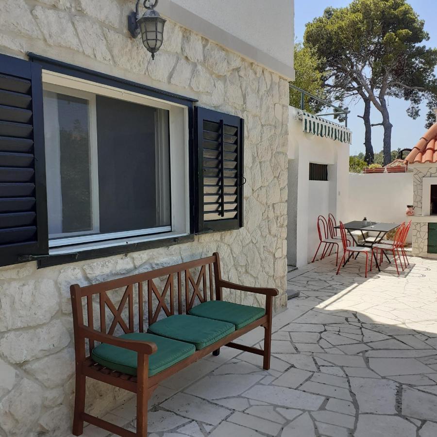Apartment Vanda Splitska Exterior photo